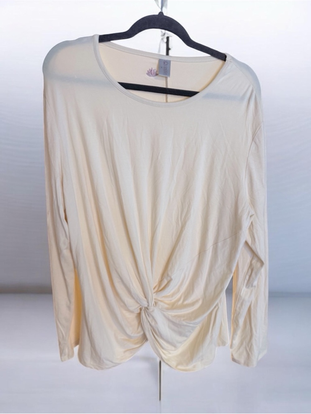 Snoga Cream Twist-Front Long Sleeve Tee